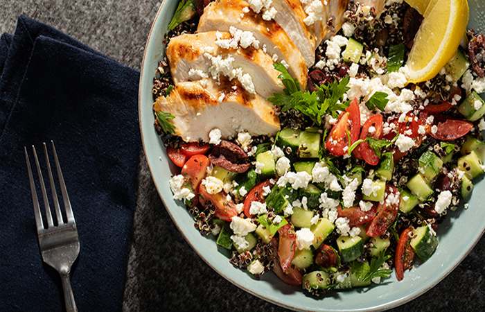 How to make Greek Quinoa Salad?