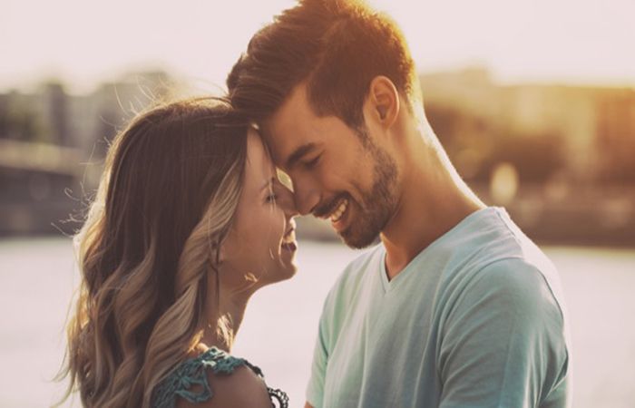 7 Tips to add spark in your Relationship