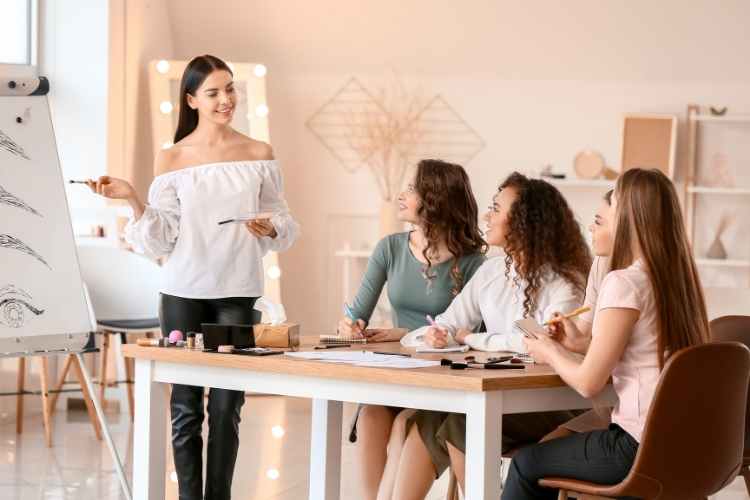 The Top 5 Benefits of Attending Beauty School