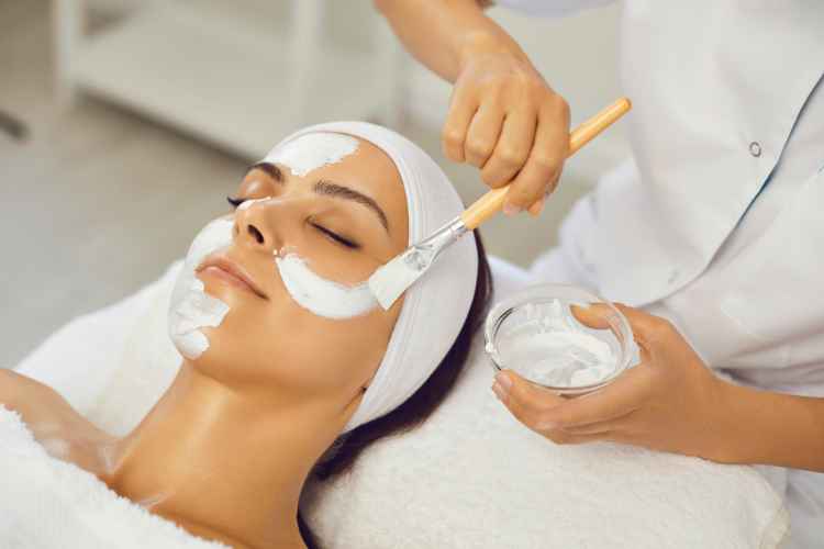 Rejuvenating Skincare Cream: Revealing Your Inner Glow
