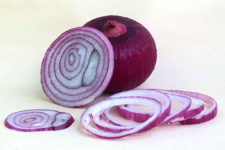 How to Get Fever with Onion: Know if You Can Use Onion to Fake Fever or Not