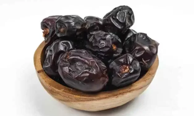 The Health and Nutritional Guide to Ajwa Dates
